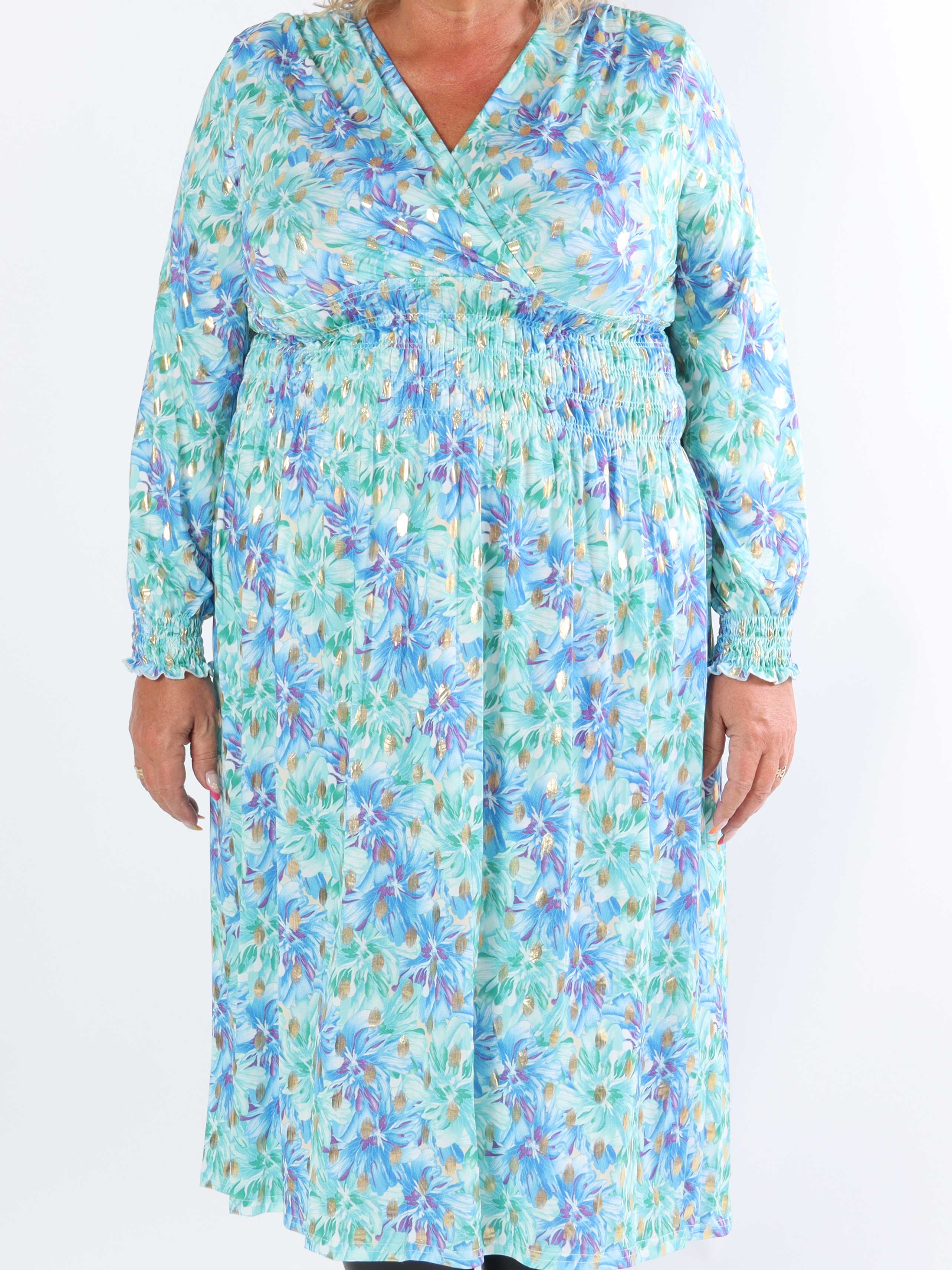 Pams Floral Midi L/S - Elastisk plus size kjole i krølfrit stof